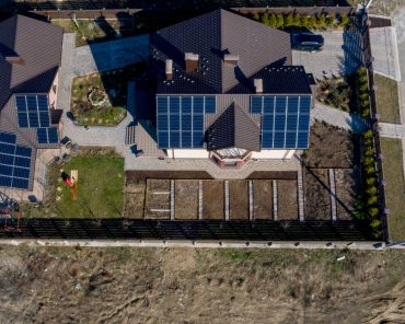 Placas solares para comunidades: cómo solicitarlas