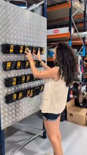 Tengo justo lo que estás buscando!!!
#publisolar #energíasolar #placassolares #ahorroenergético #instalacionesfotovoltaicas